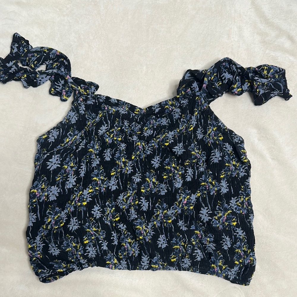 RD Style Blue Sleeveless Ruffled Blouse